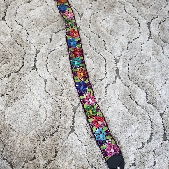 Camara Strap - Picture 3 of 3